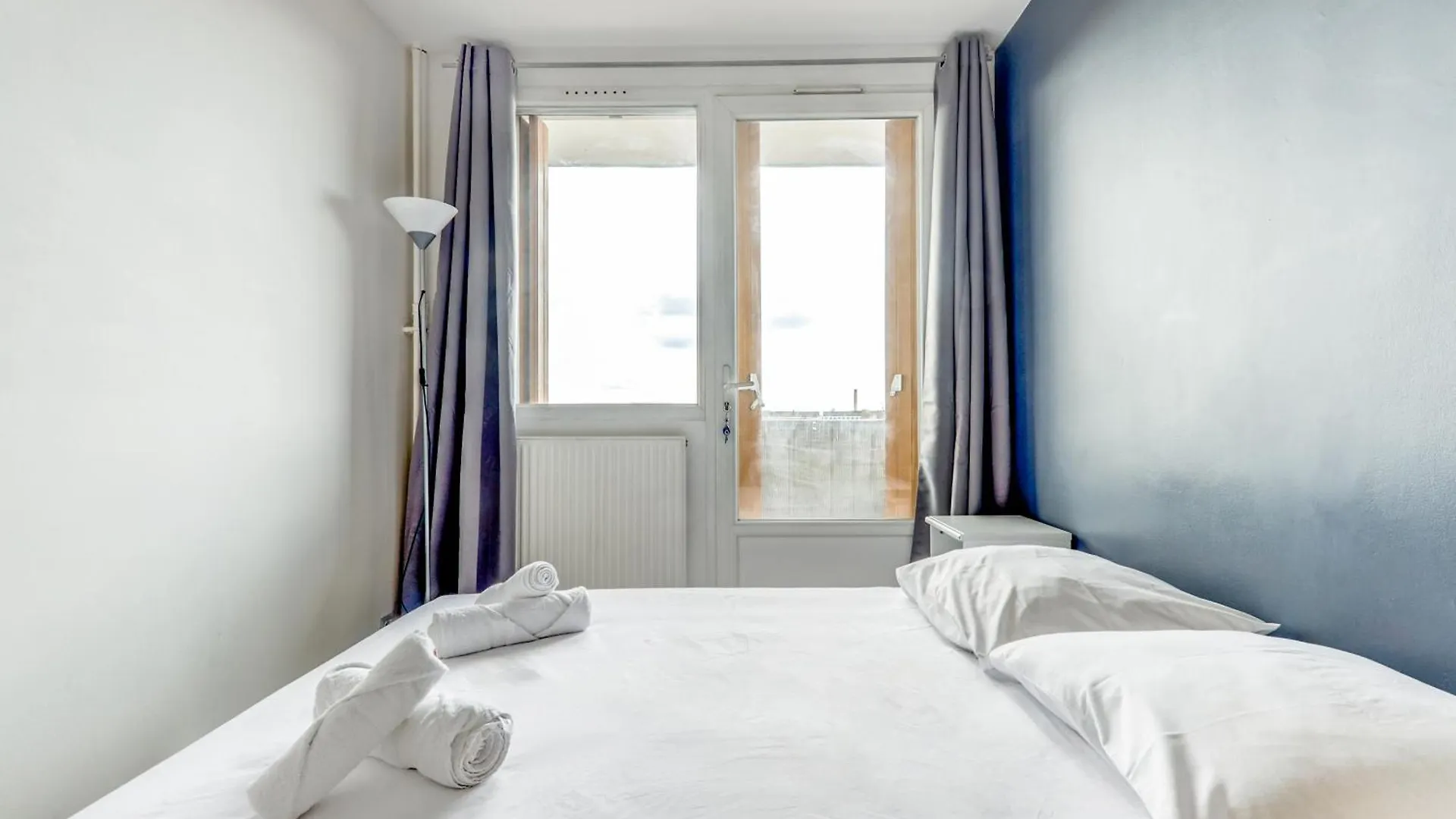 Appartement Avec Balcon Vue Degagee Paris 0*,