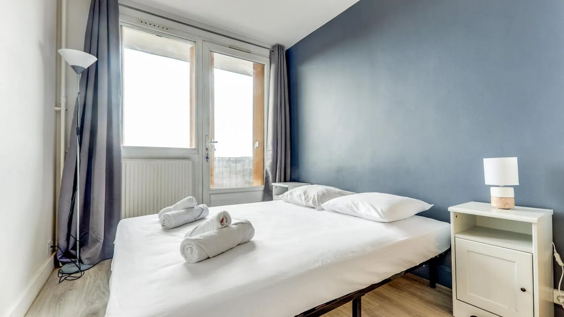 Appartement Avec Balcon Vue Degagee Párizs Apartman